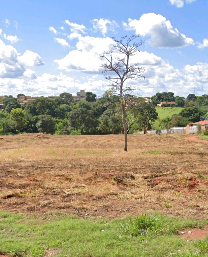 TERRENO SETOR SUL ( PROXIMO AO CENTRO DE TRINDADE-GO)